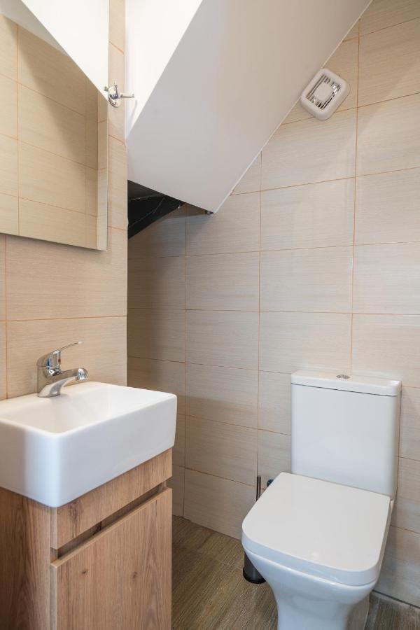 Sunny Penthouse W/ Acropolis View Next To Metro Apartment Athens Ngoại thất bức ảnh