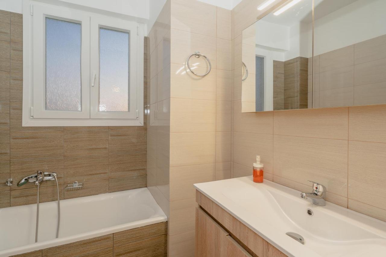 Sunny Penthouse W/ Acropolis View Next To Metro Apartment Athens Ngoại thất bức ảnh